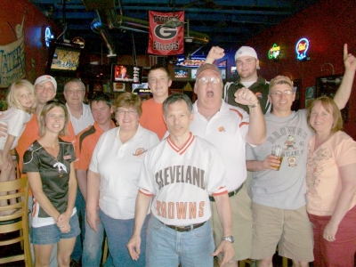 Pictures of HOTlanta Browns Backers from the 2008-2010 Seasons_4