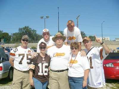 Pictures of HOTlanta Browns Backers from the 2008-2010 Seasons_8