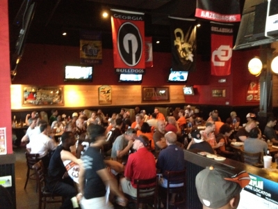 Pictures of HOTlanta Browns Backers from the 2012/2013 Season_5